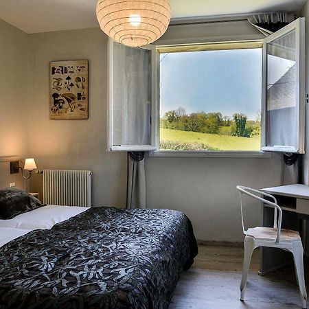 Hotel Les Bains De Secours Sevignacq-Meyracq Bagian luar foto