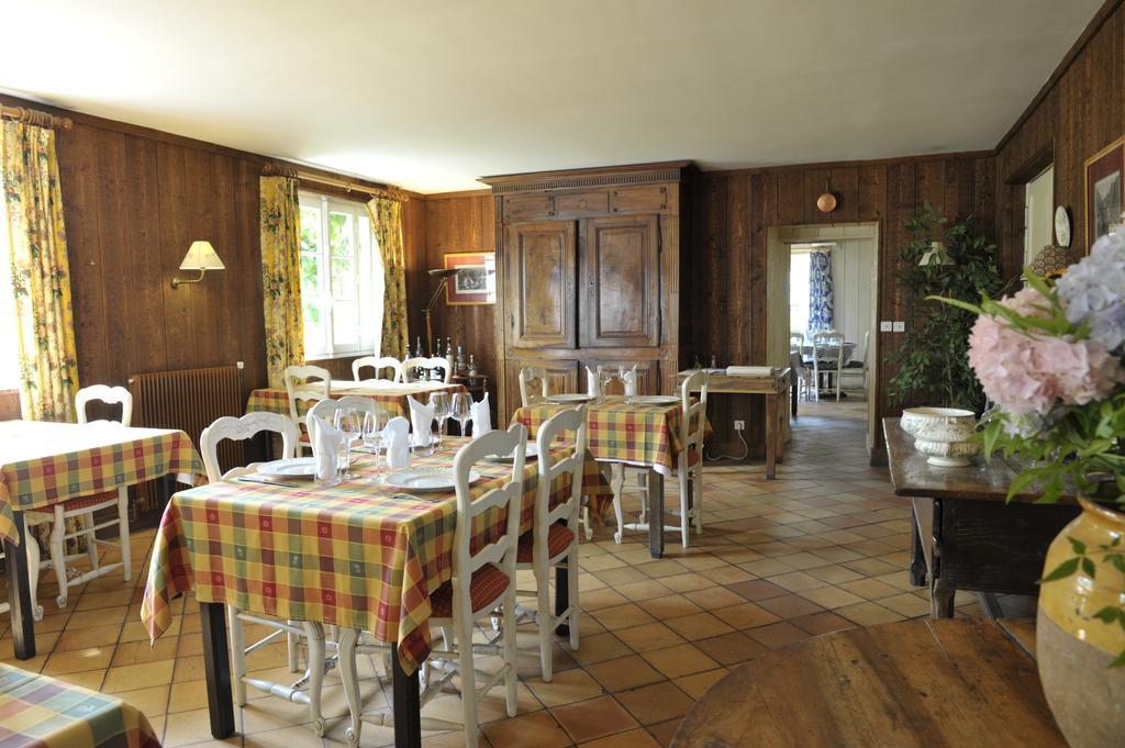 Hotel Les Bains De Secours Sevignacq-Meyracq Bagian luar foto