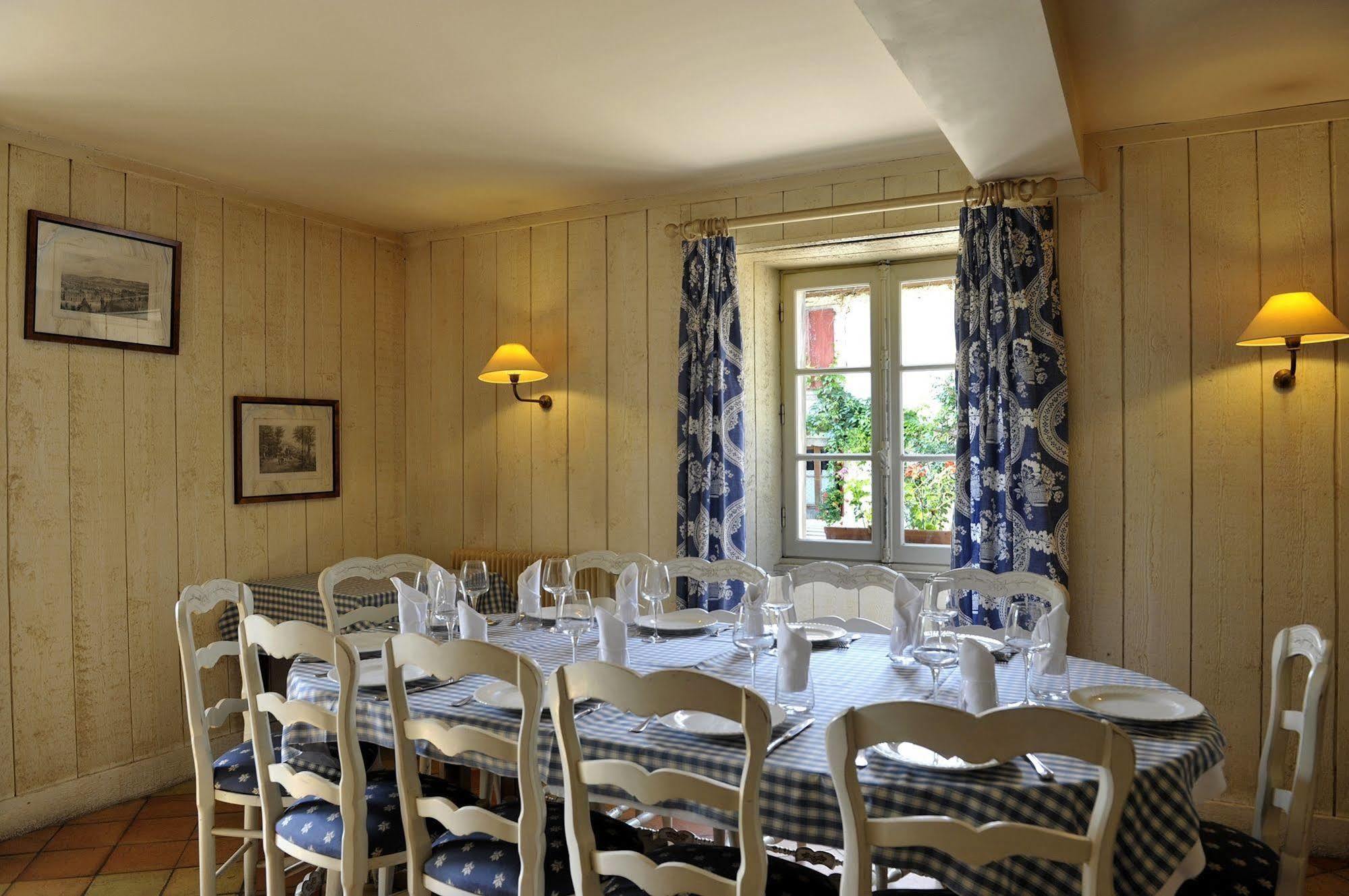 Hotel Les Bains De Secours Sevignacq-Meyracq Bagian luar foto